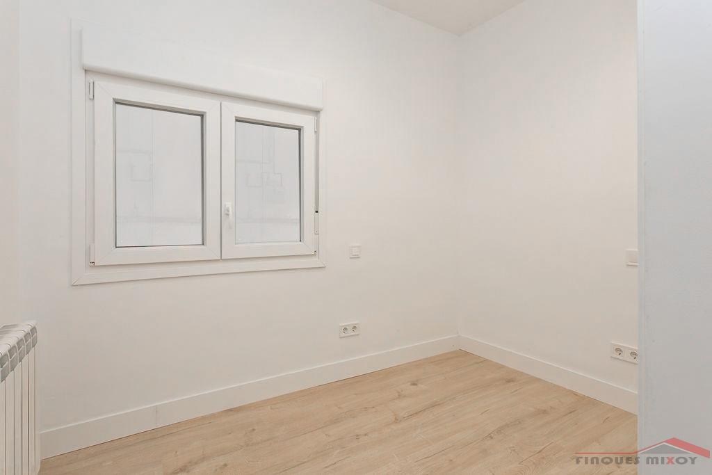 For sale of flat in Barcelona