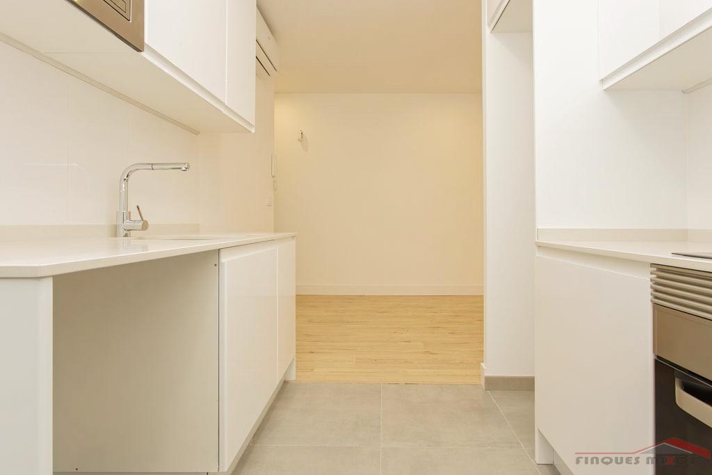 For sale of flat in Barcelona