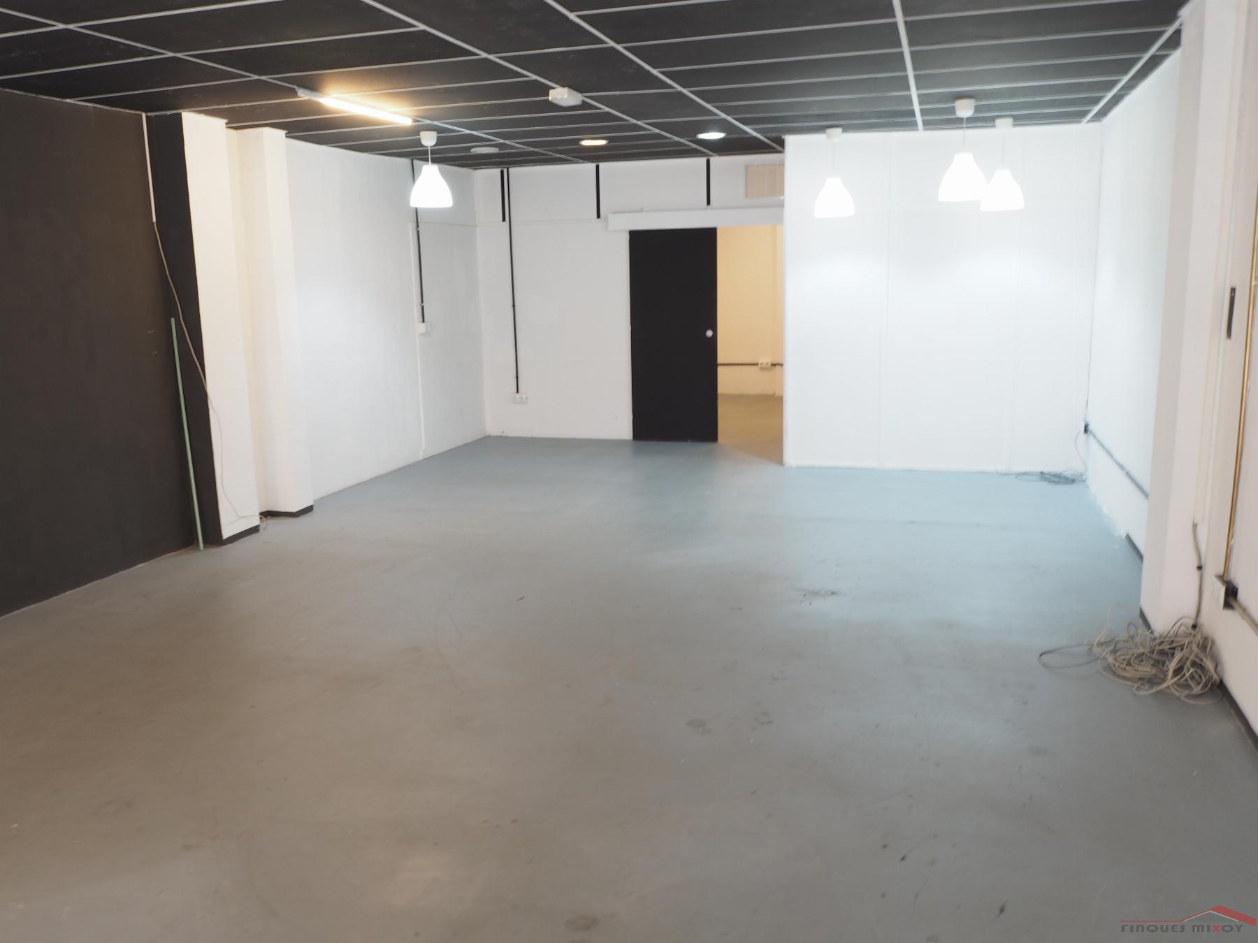 Venta de local comercial en Barcelona