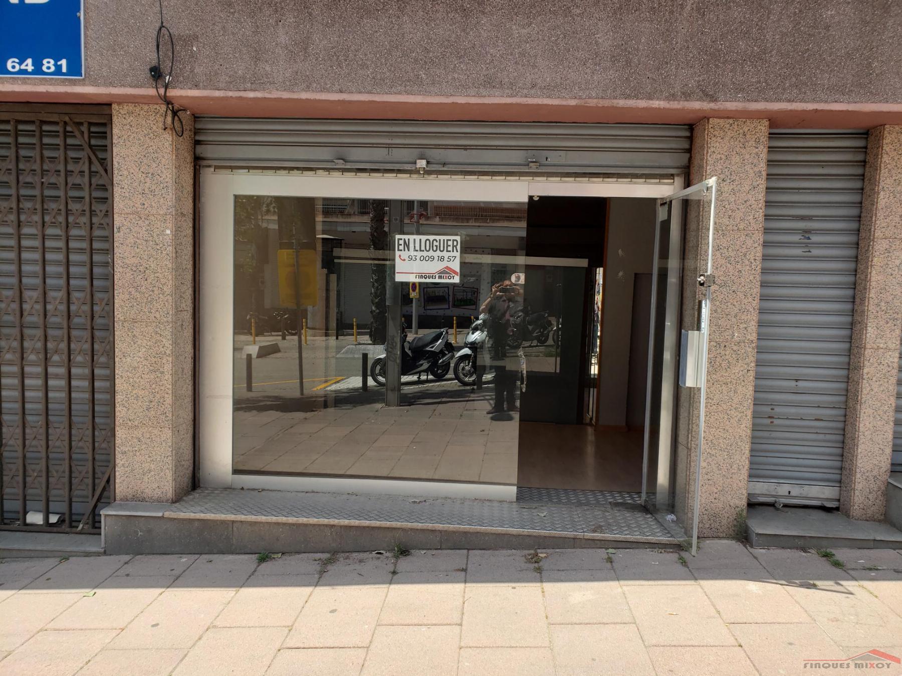 Venta de local comercial en Barcelona