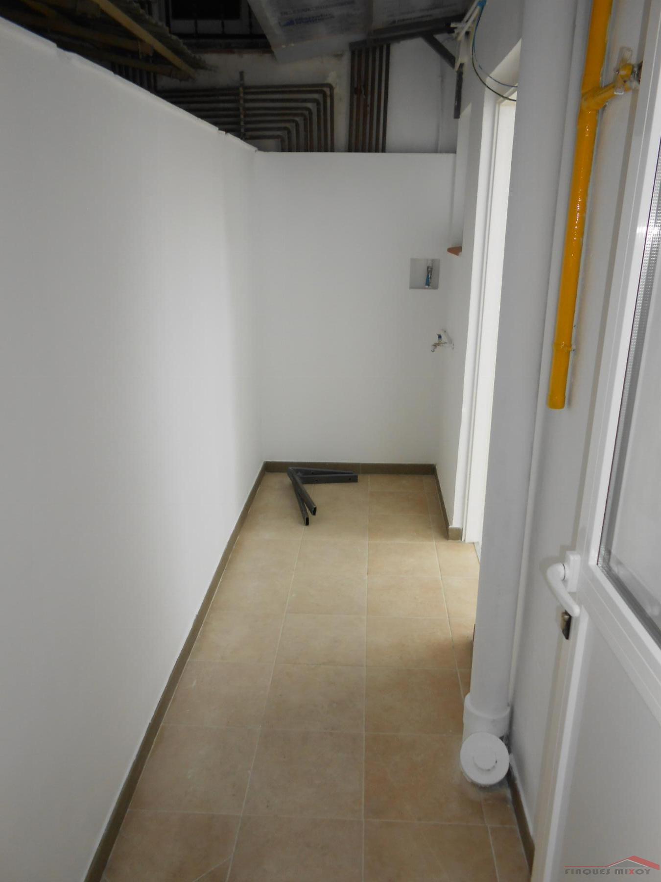 For rent of commercial in Barcelona