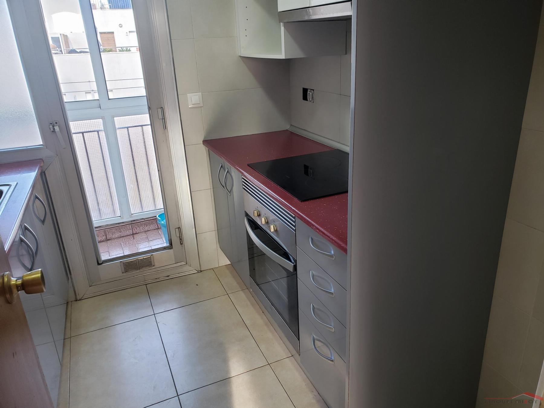 For sale of penthouse in Barcelona