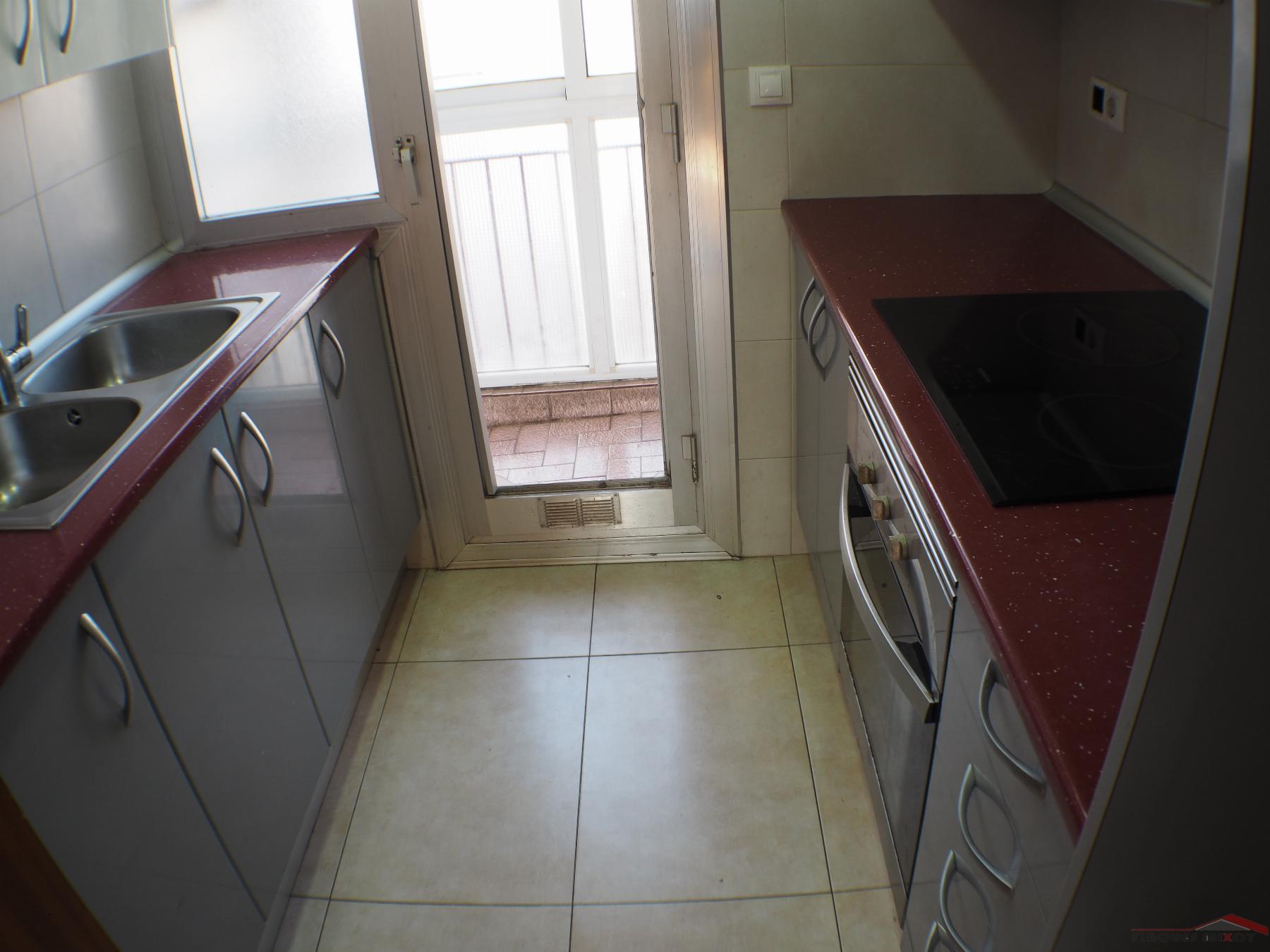 For sale of penthouse in Barcelona
