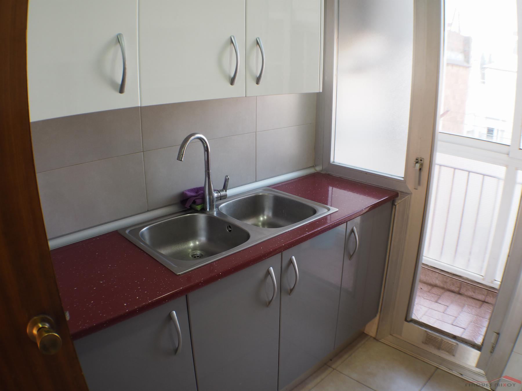 For sale of penthouse in Barcelona
