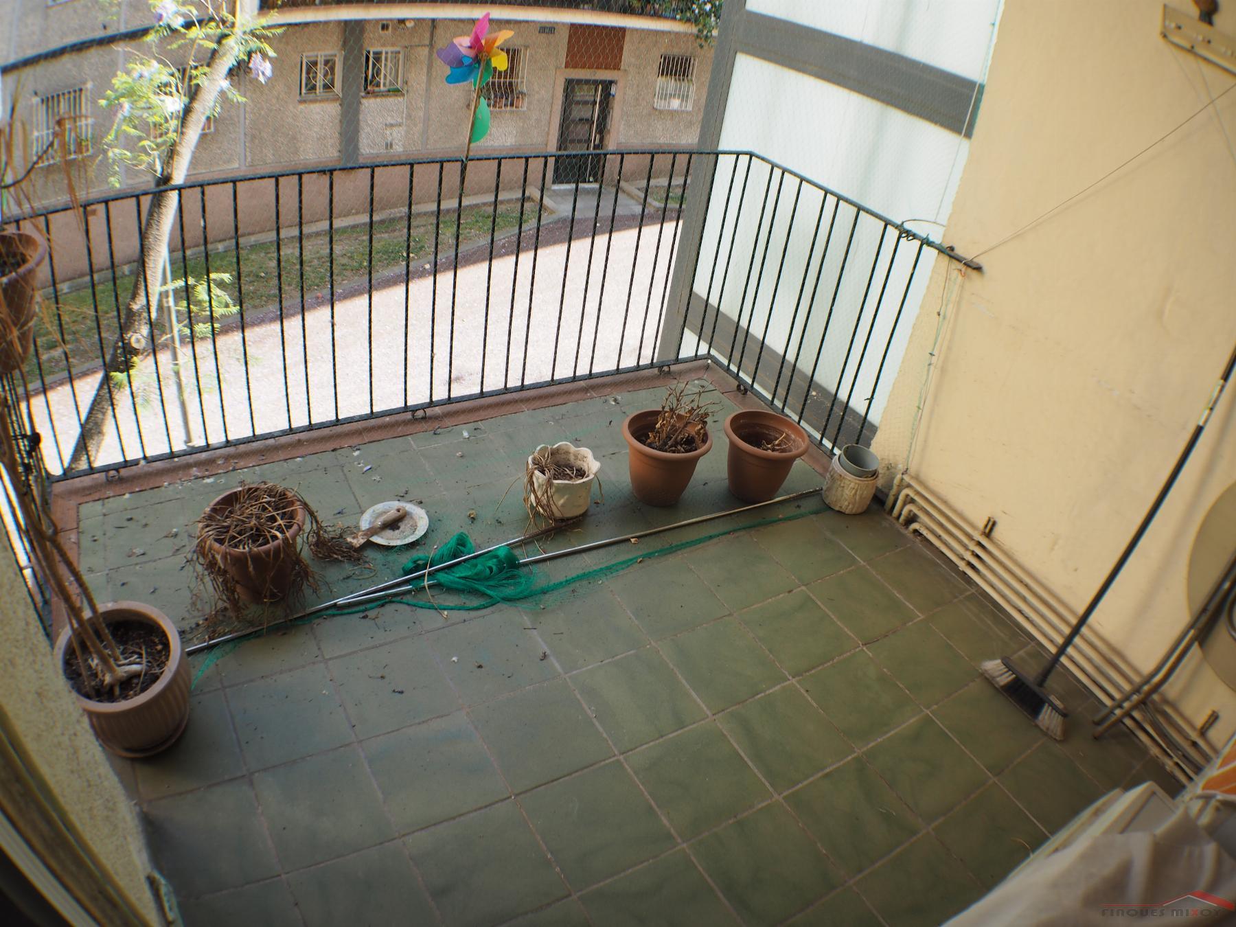 For sale of flat in Barcelona