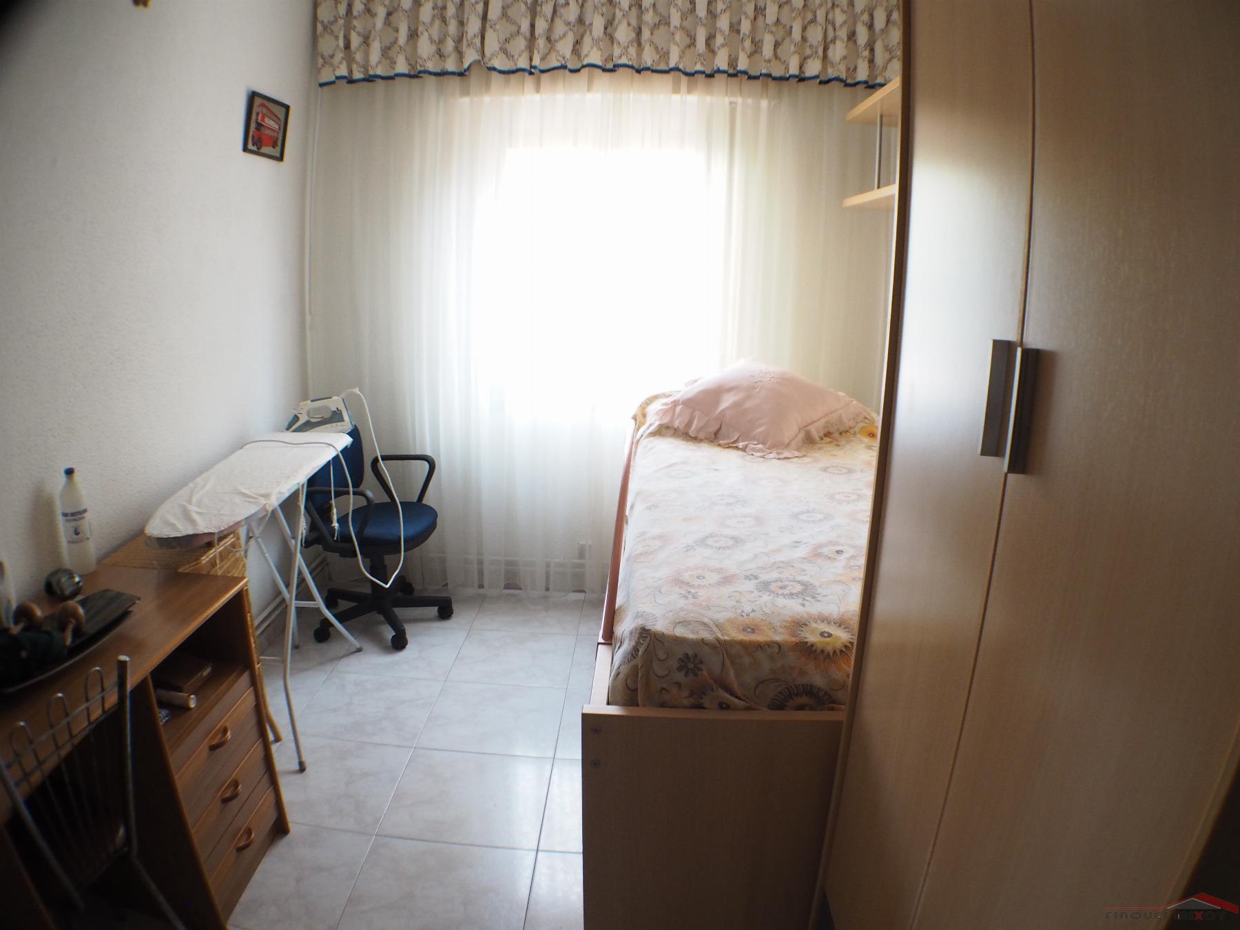 For sale of flat in Barcelona