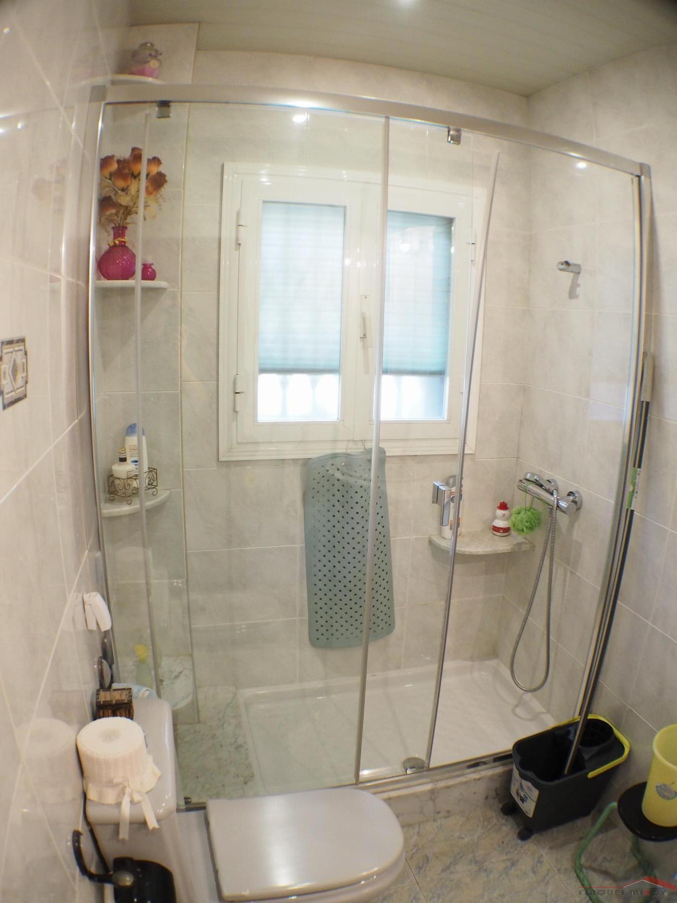 For sale of flat in Barcelona