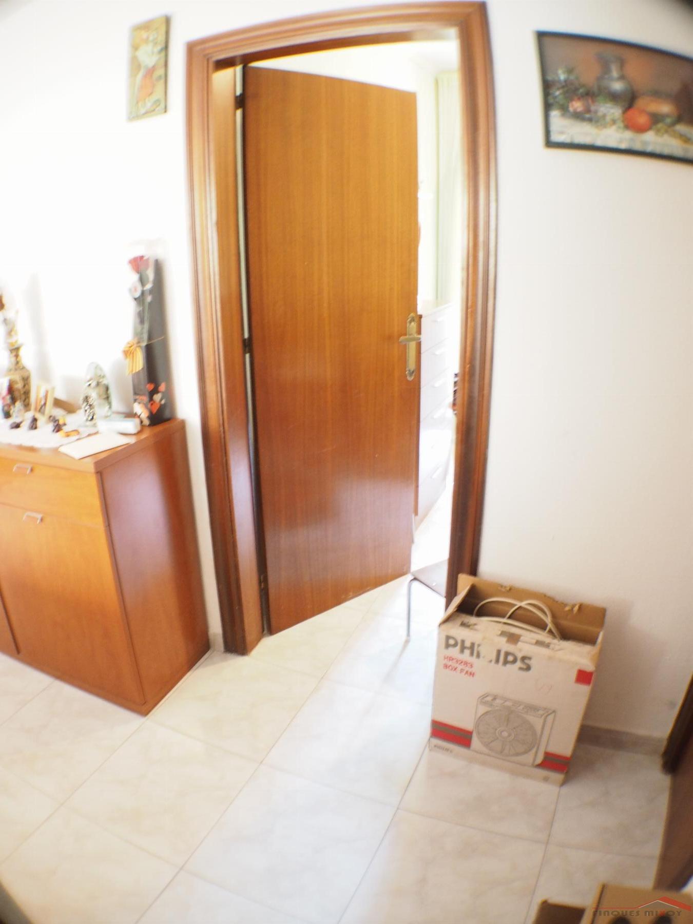 For sale of flat in Barcelona