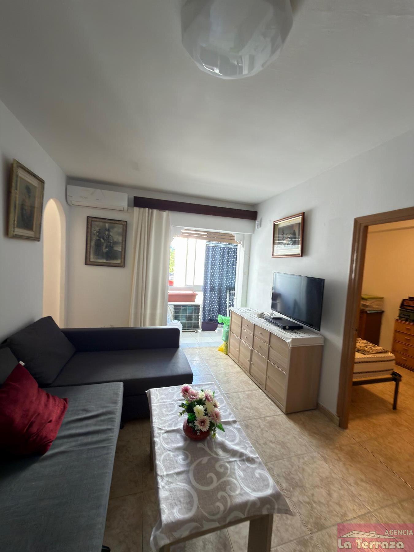 Venta de piso en Estepona