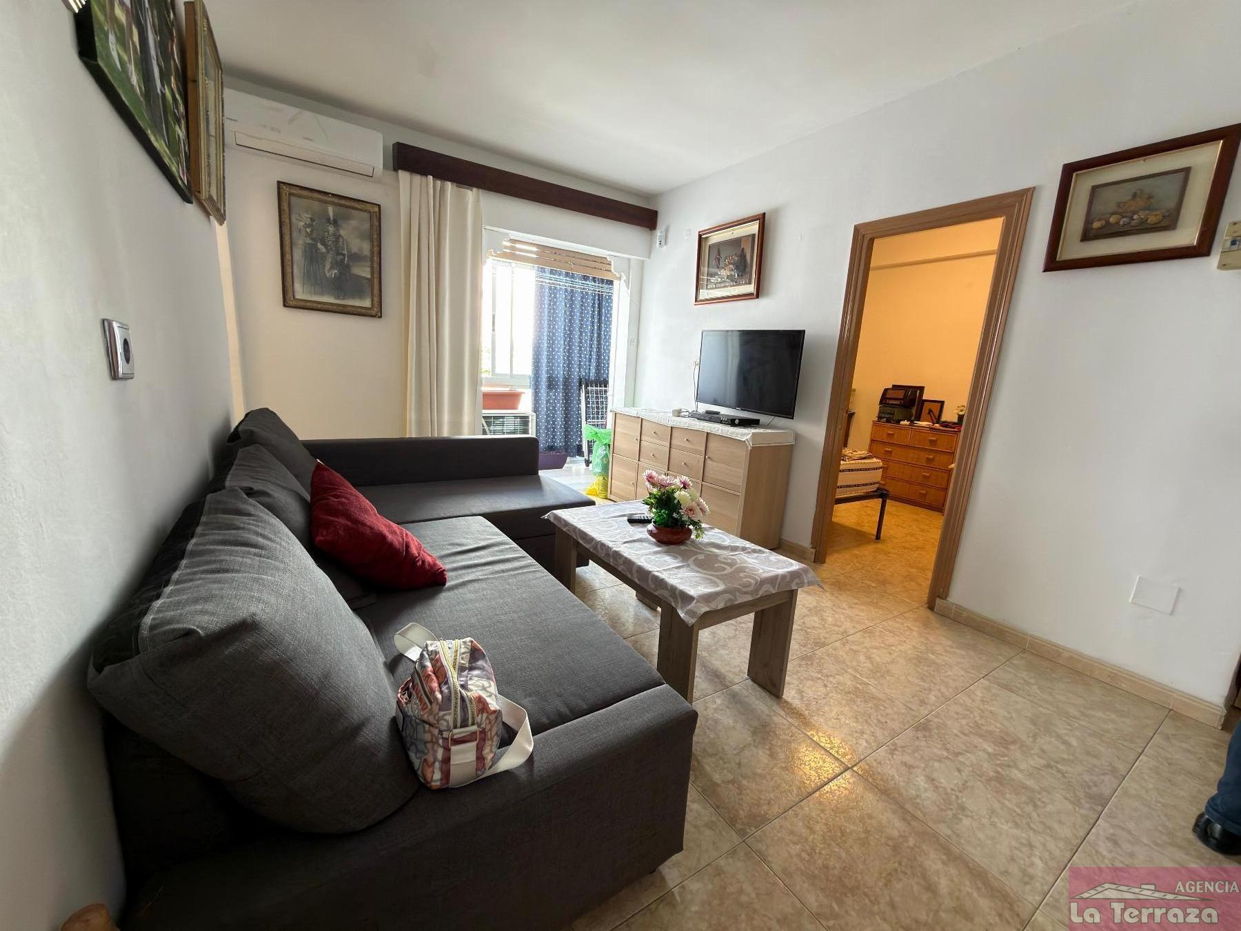 Venta de piso en Estepona