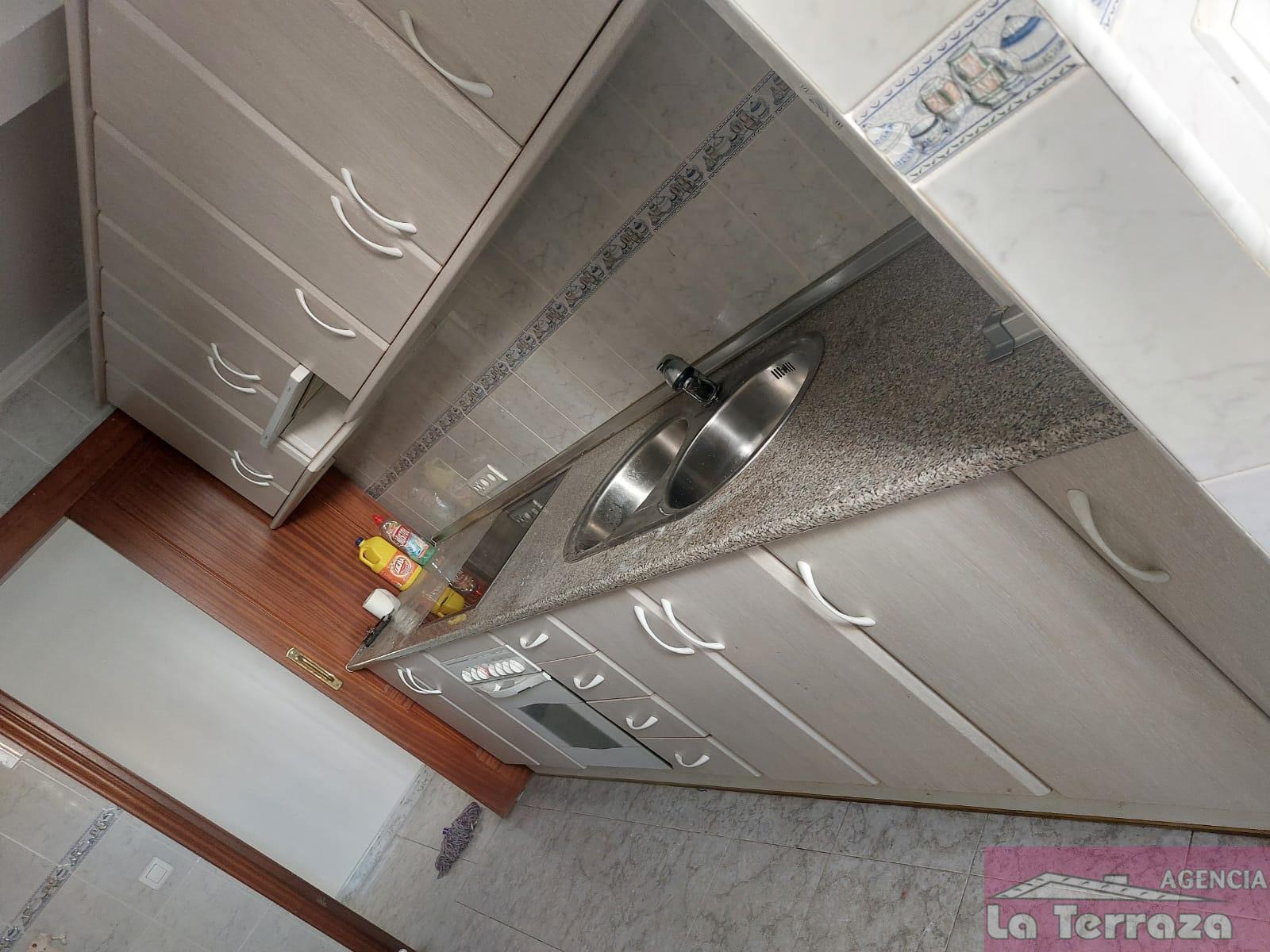 Venta de piso en Estepona