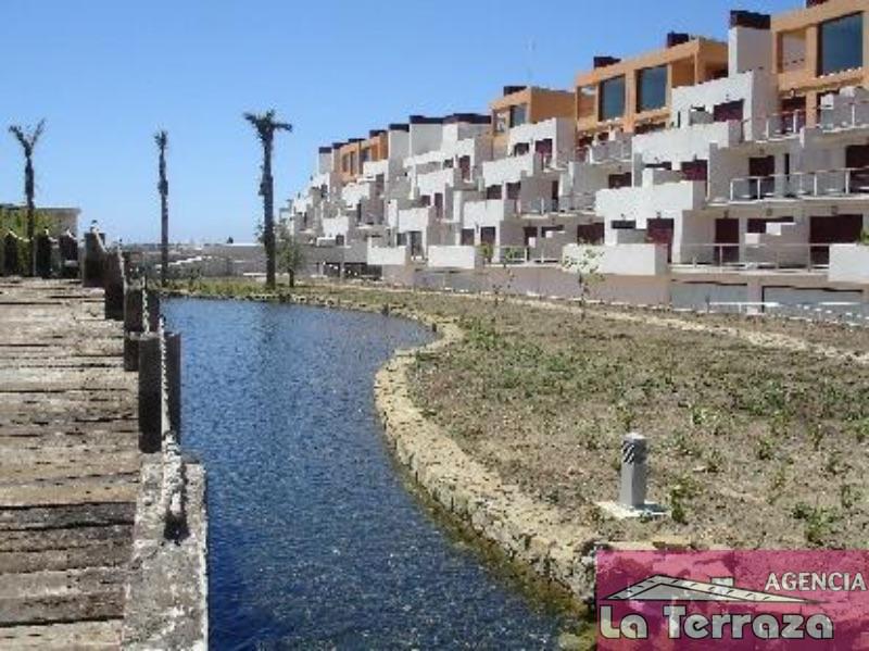 Zu verkaufen von chalet in
 Estepona