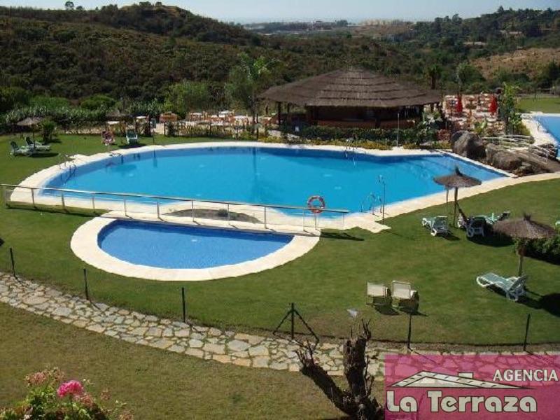 Zu verkaufen von chalet in
 Estepona