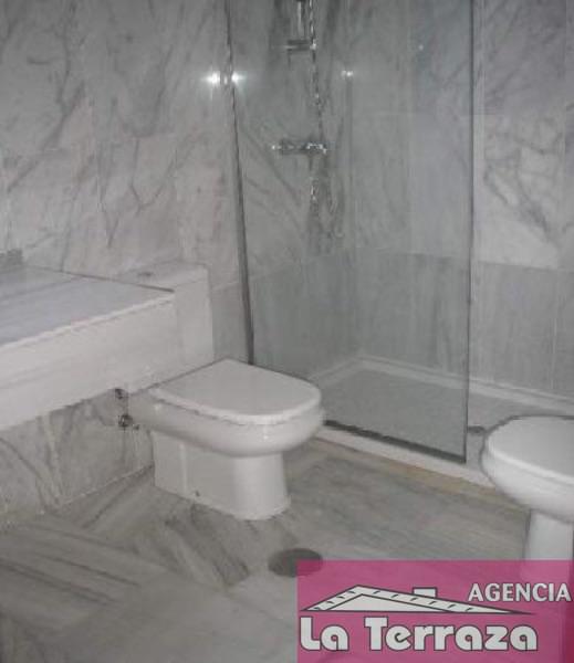 Zu verkaufen von chalet in
 Estepona