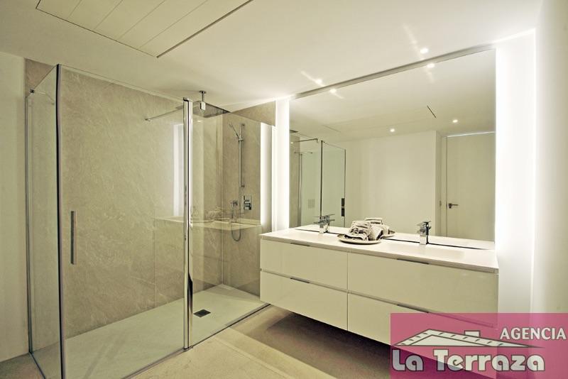 Продажа от

 Квартира на Estepona