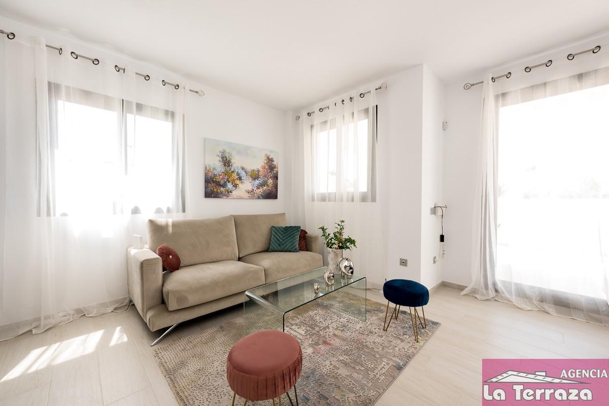 Salgai  apartamentu  Estepona