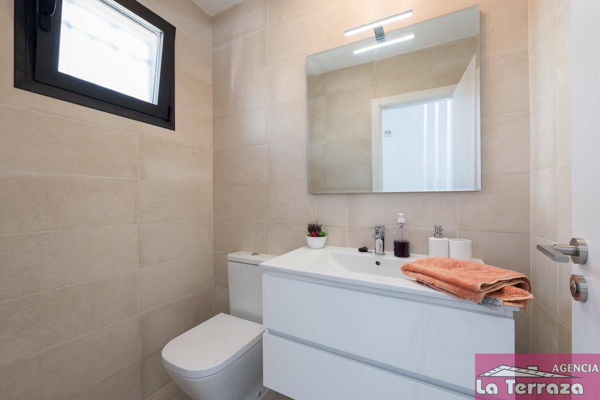Salgai  apartamentu  Estepona