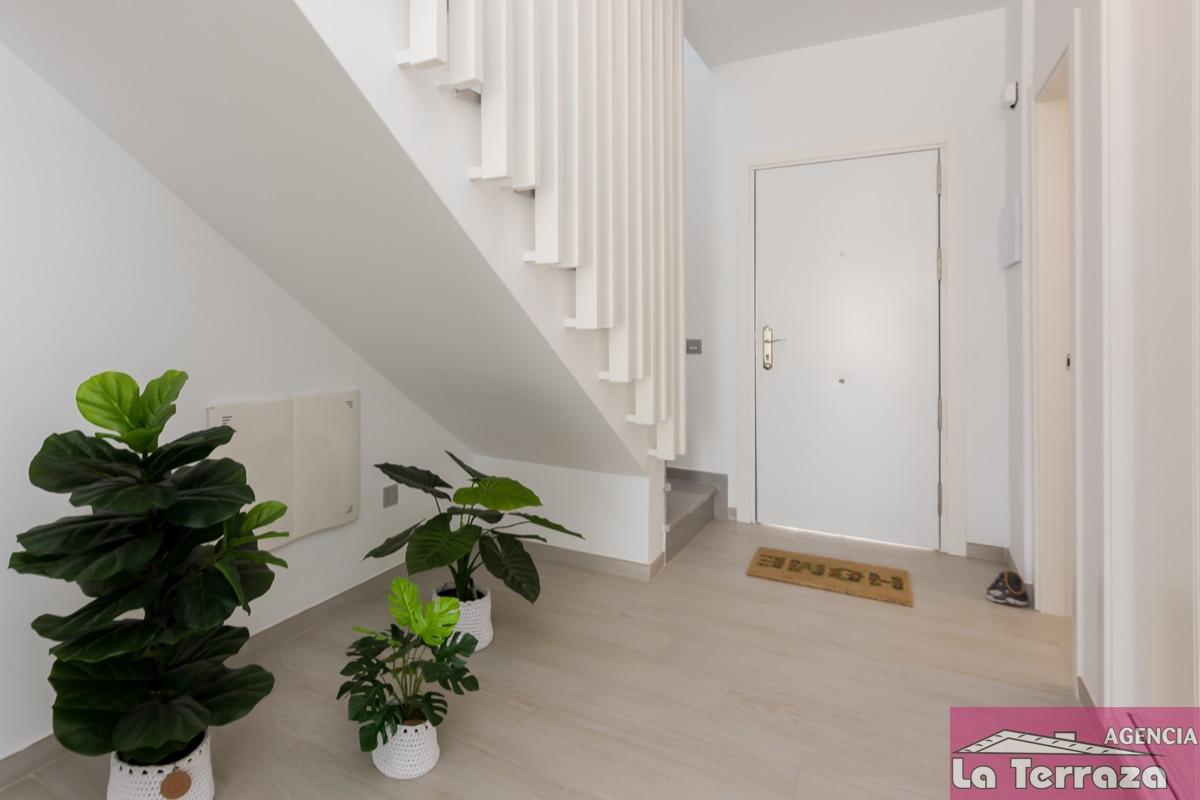 Salgai  apartamentu  Estepona