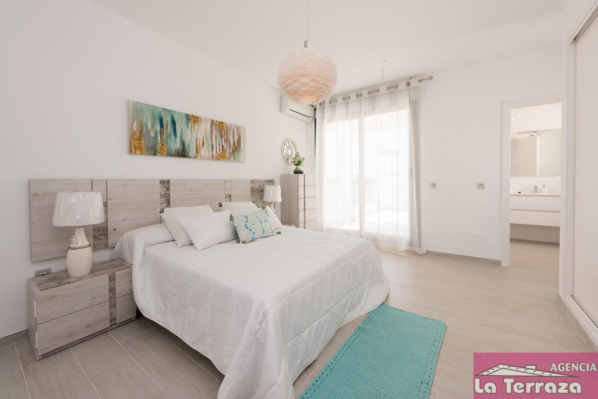 Salgai  apartamentu  Estepona