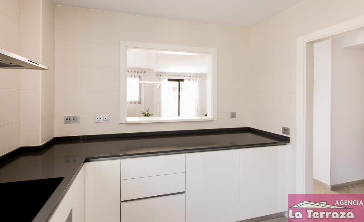 Salgai  apartamentu  Estepona