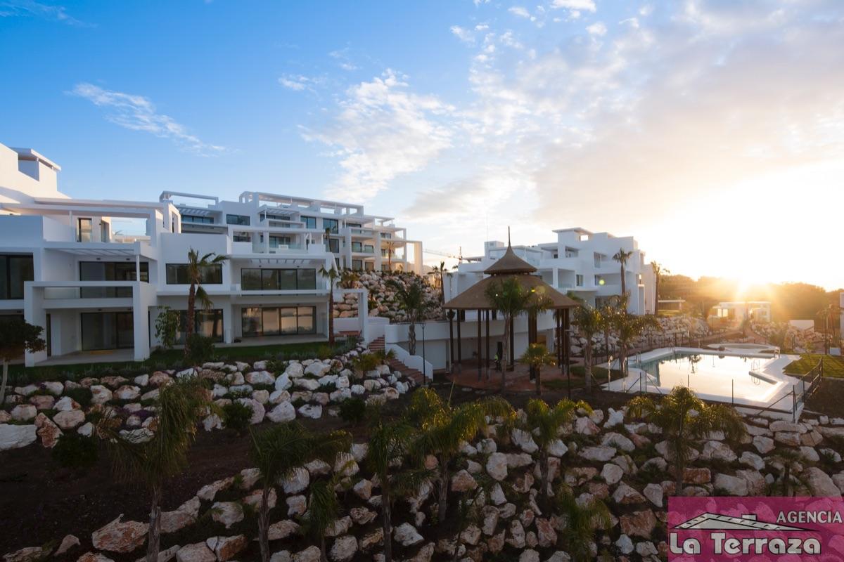 For sale of apartment in Estepona