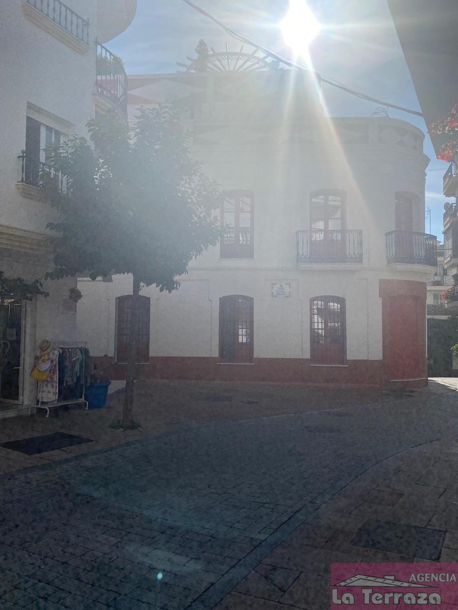 Аренда от

 Коммерческие помещения на Estepona