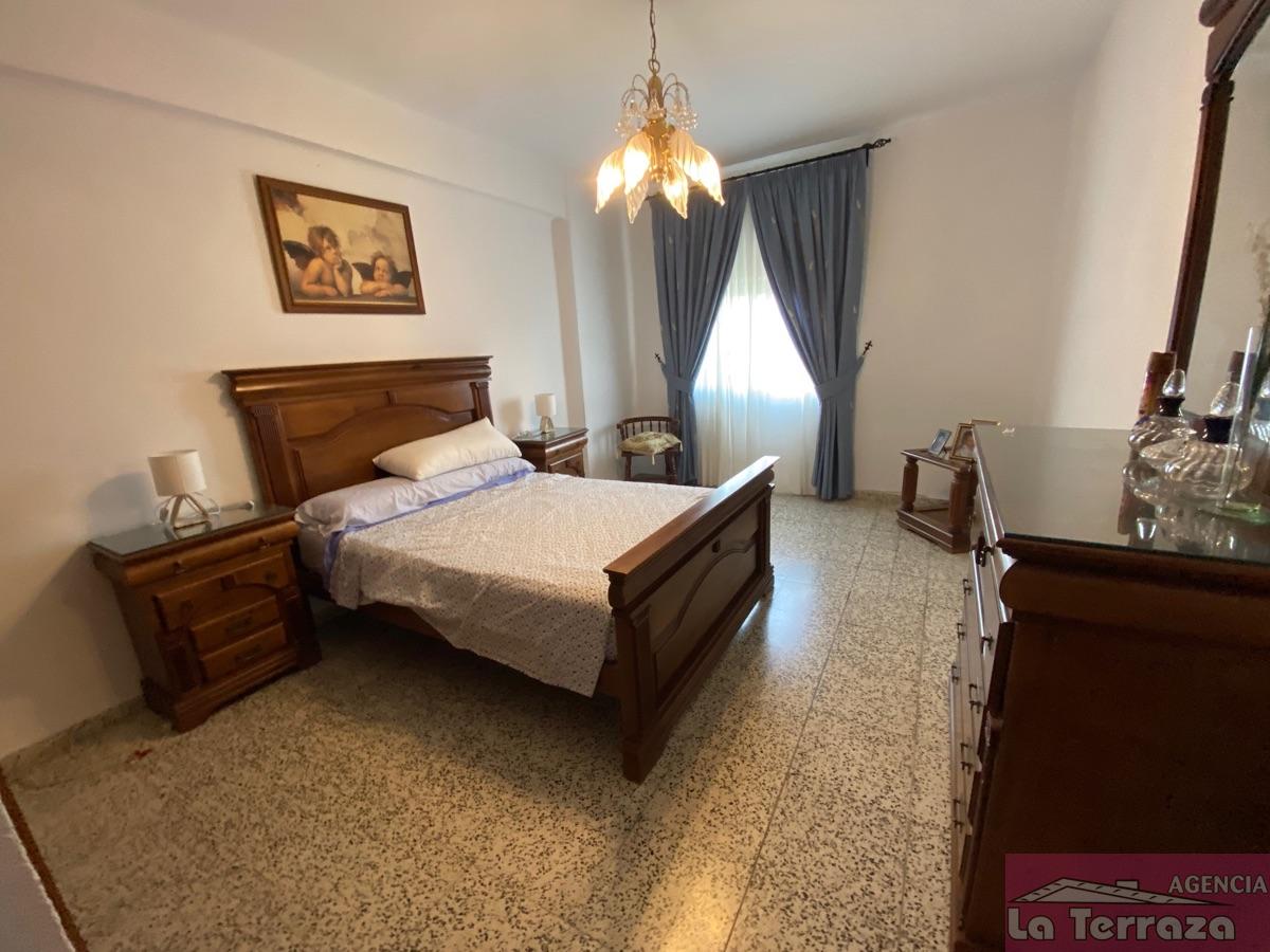 Venta de piso en Estepona