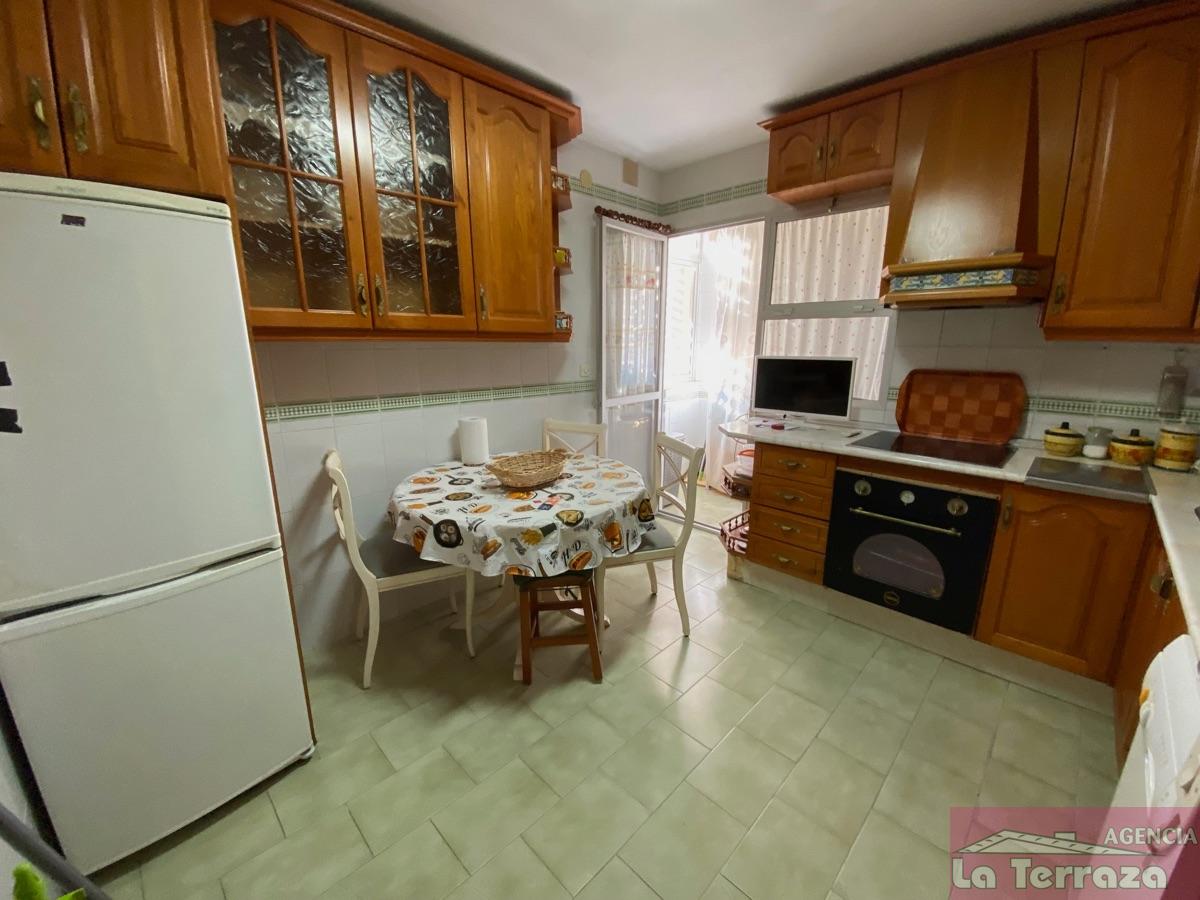 Venta de piso en Estepona