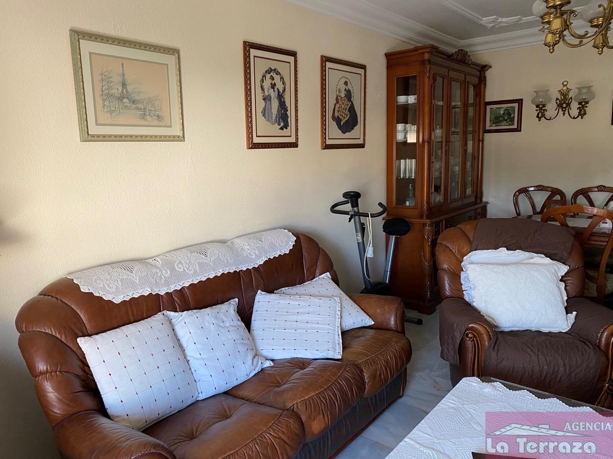 Venta de piso en Estepona