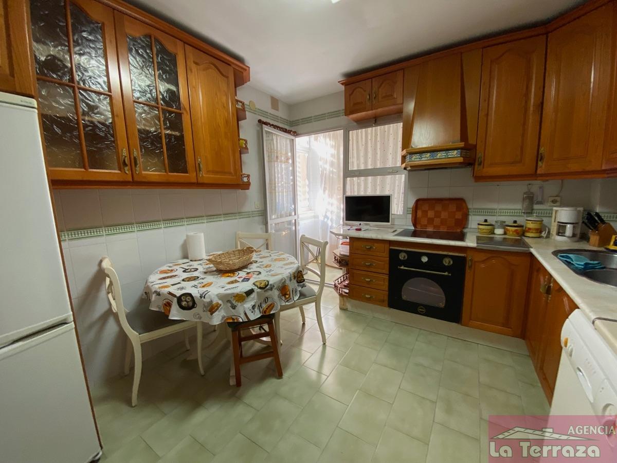 Venta de piso en Estepona