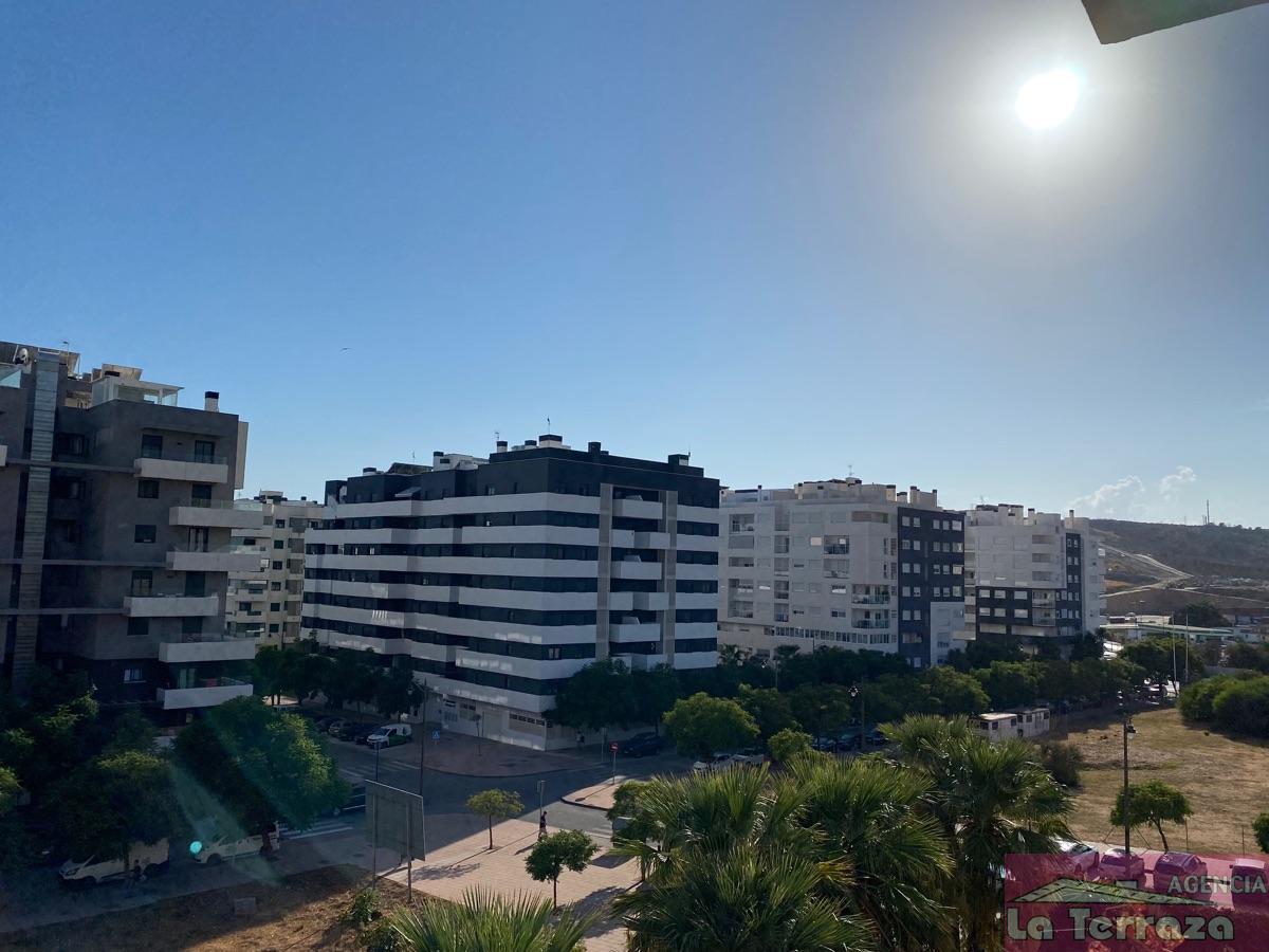 Venta de piso en Estepona