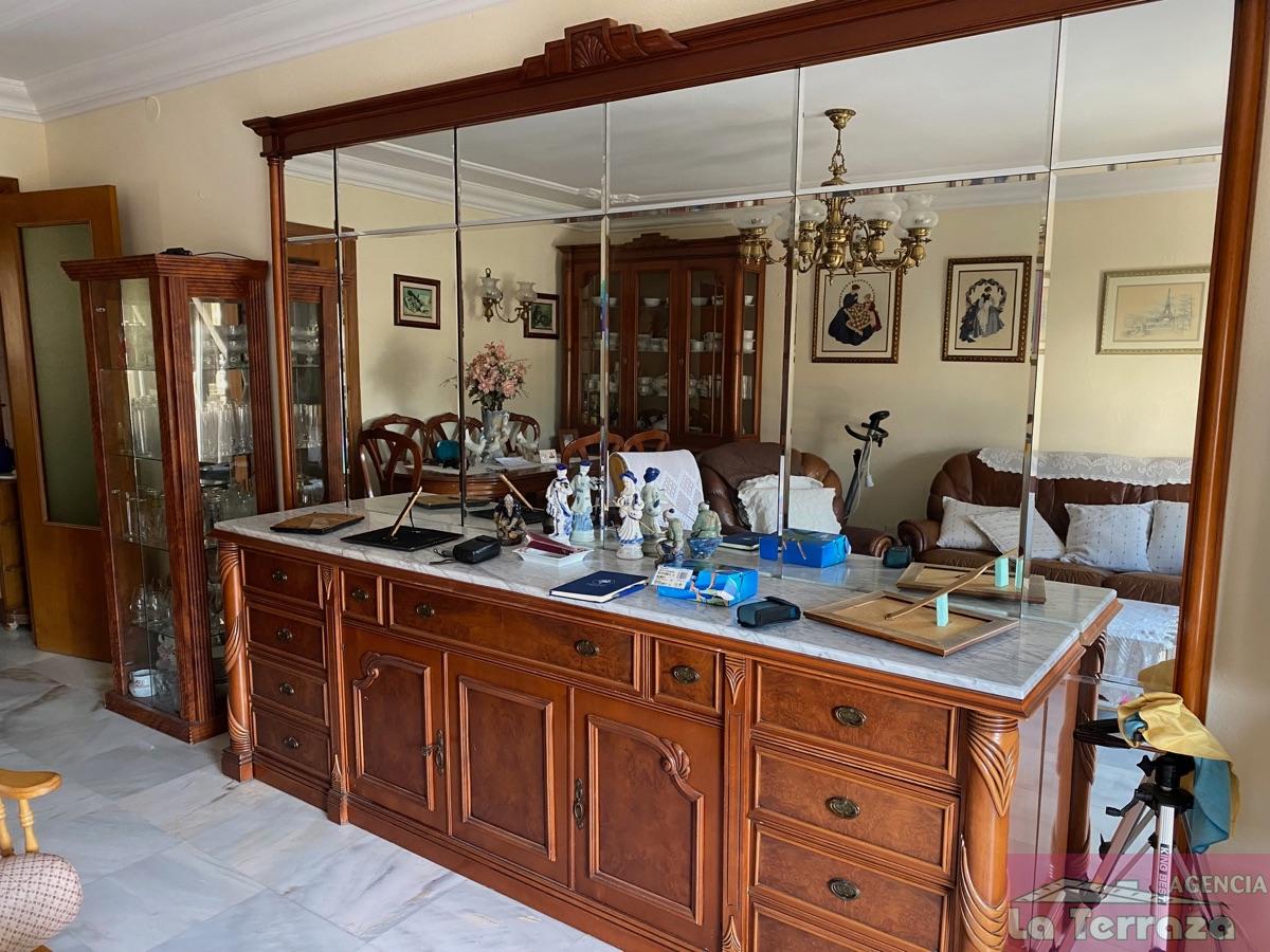 Venta de piso en Estepona