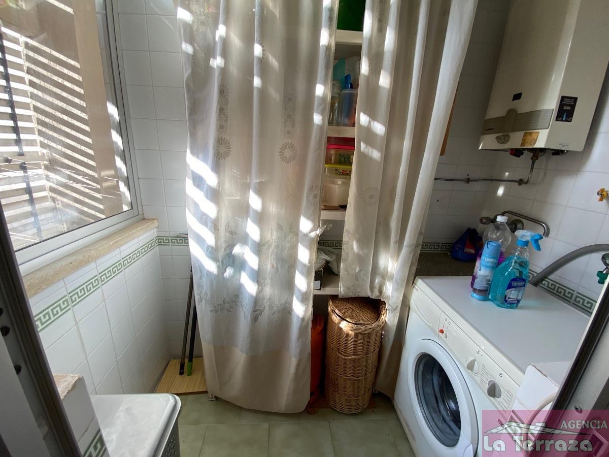 Venta de piso en Estepona