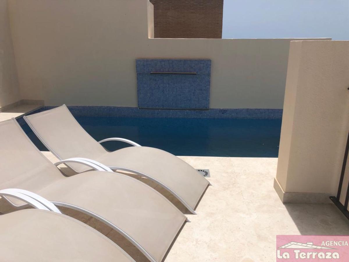 Til salg fra penthouse i Estepona
