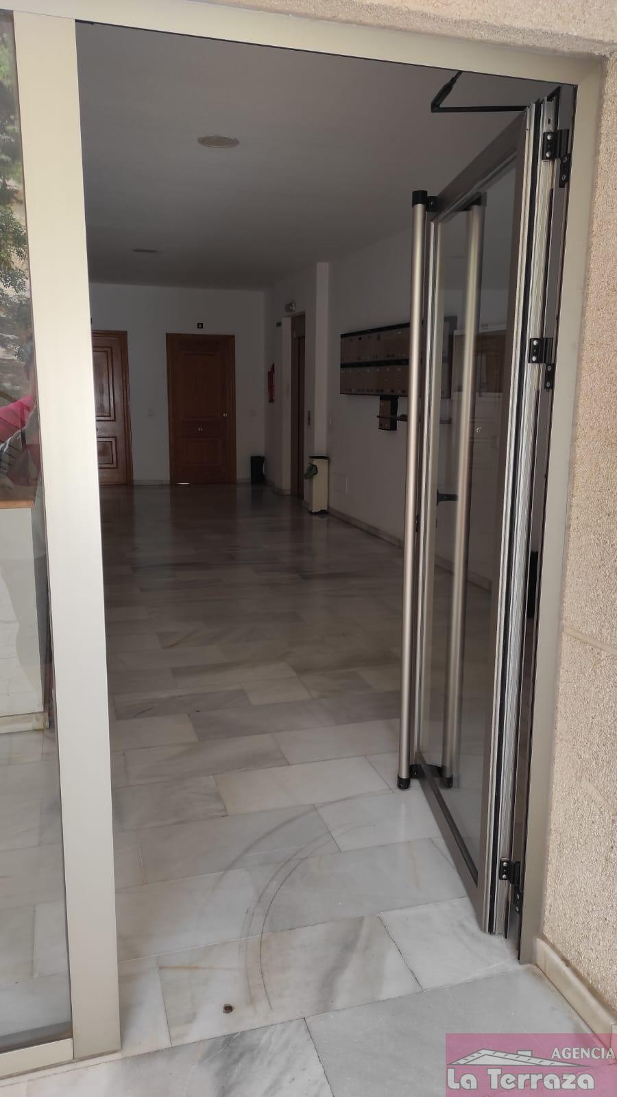 Salgai  apartamentu  Estepona