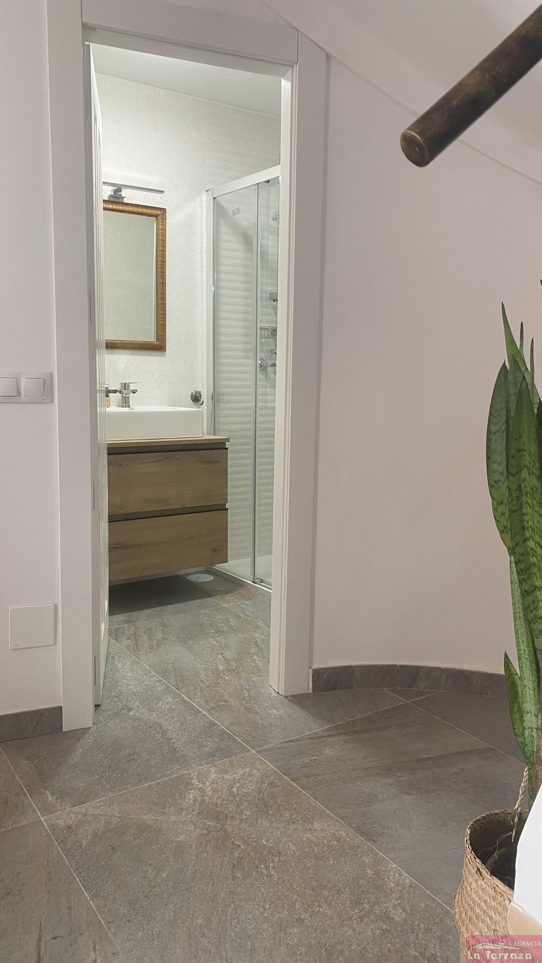 Salgai  etxe  Estepona