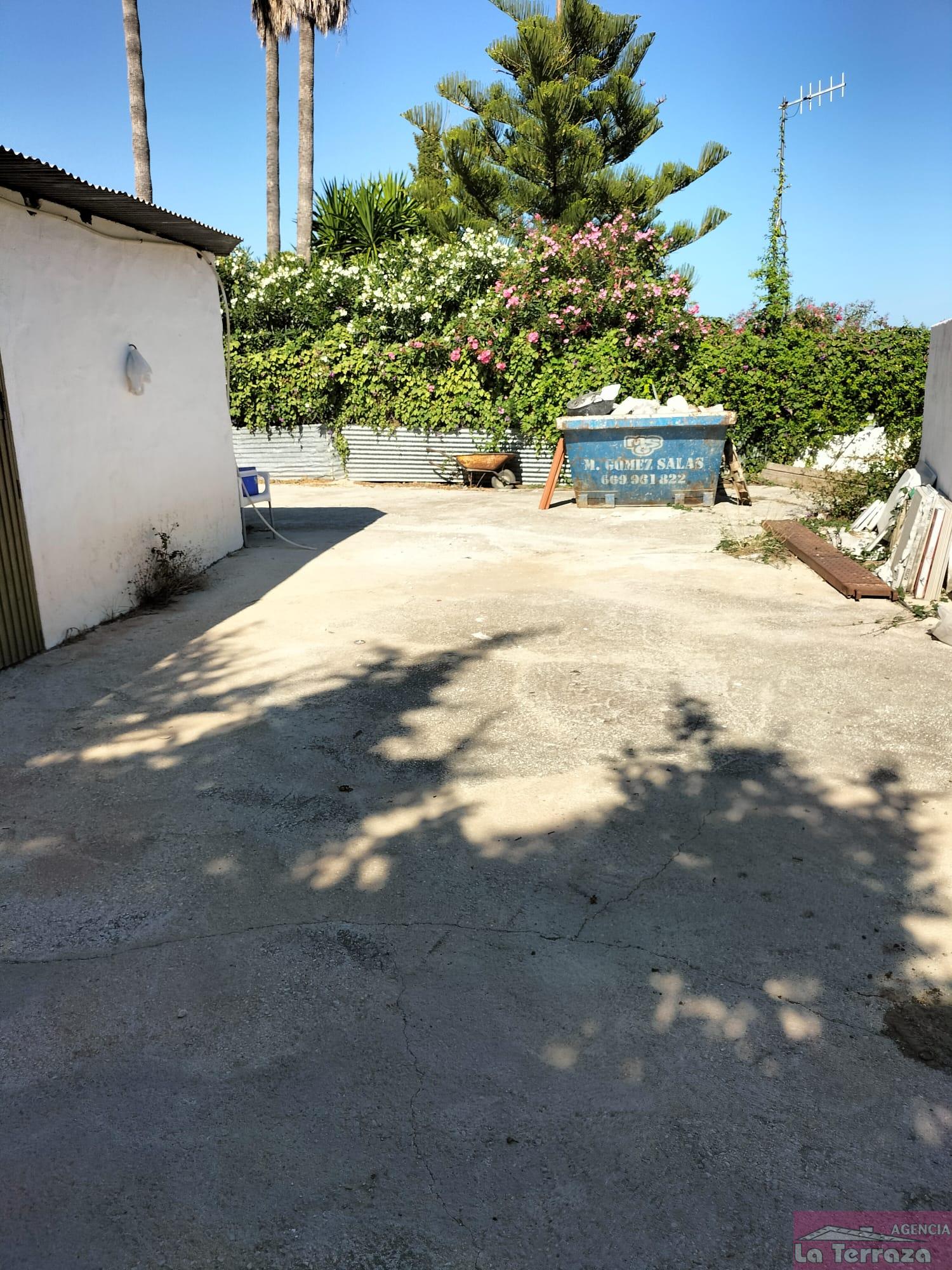 Zu verkaufen von chalet in
 Estepona