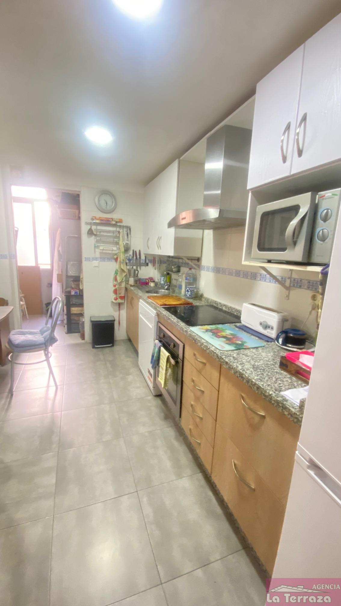 Venta de piso en Estepona