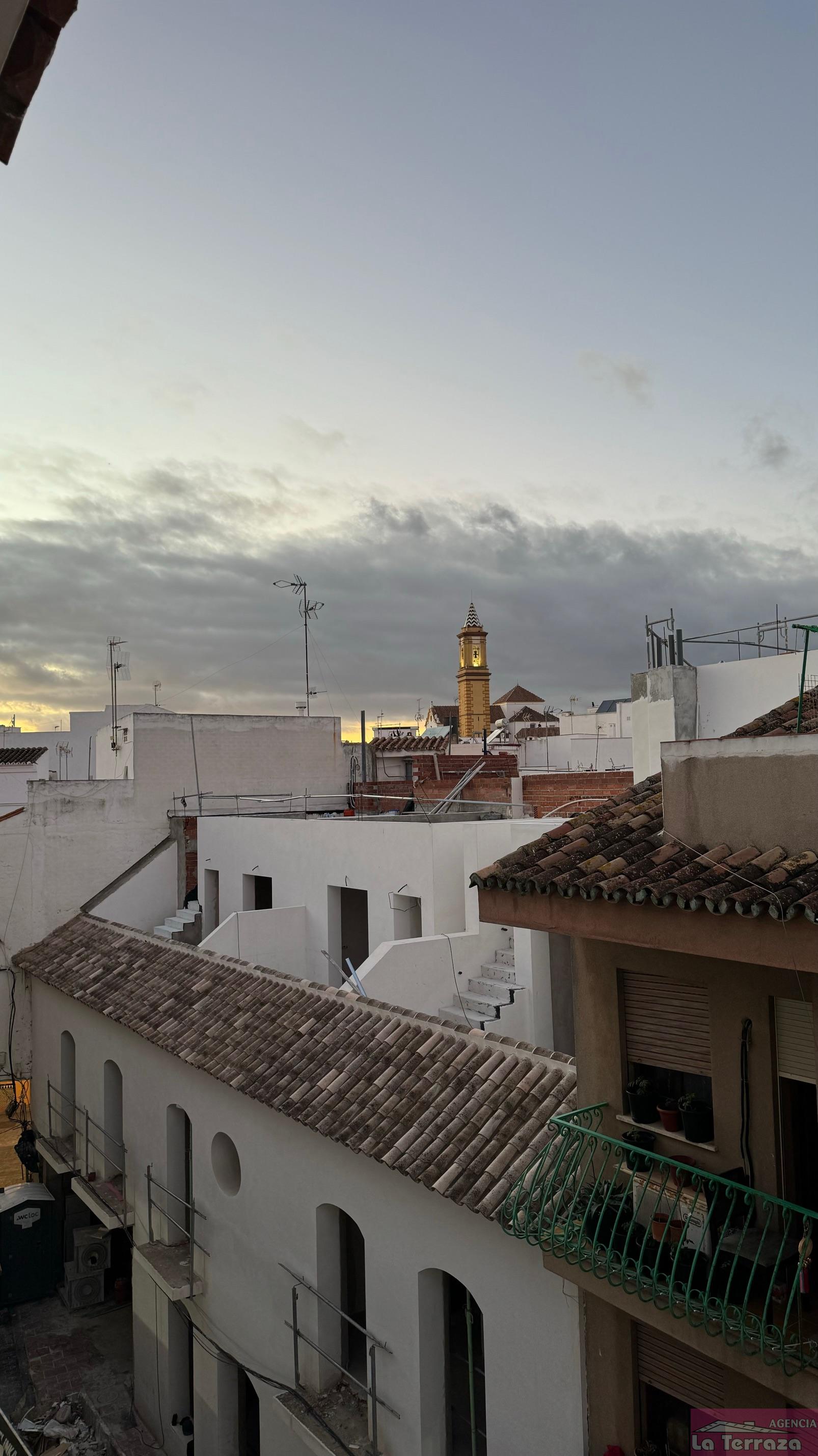 Venta de piso en Estepona