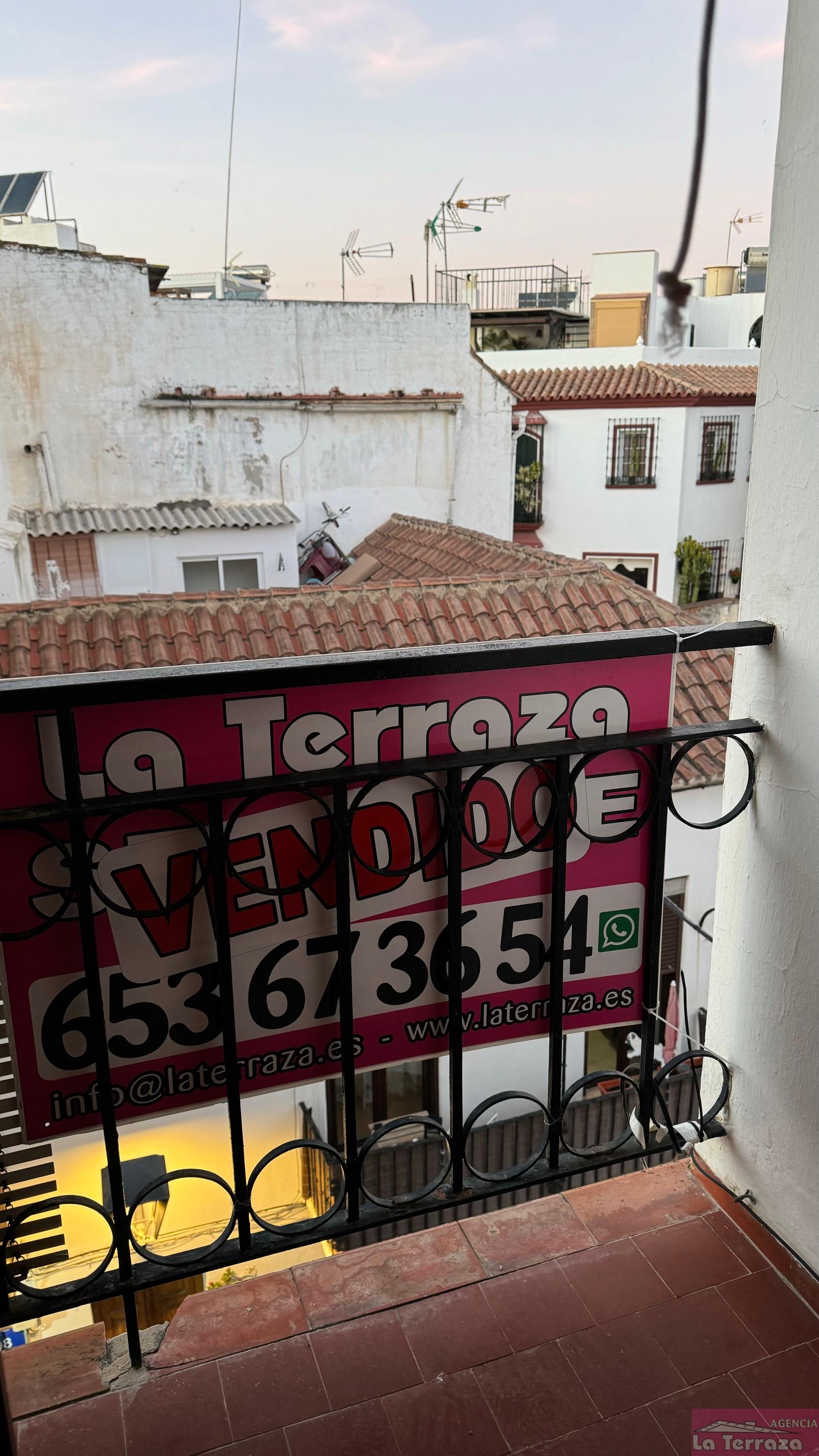 Venta de piso en Estepona