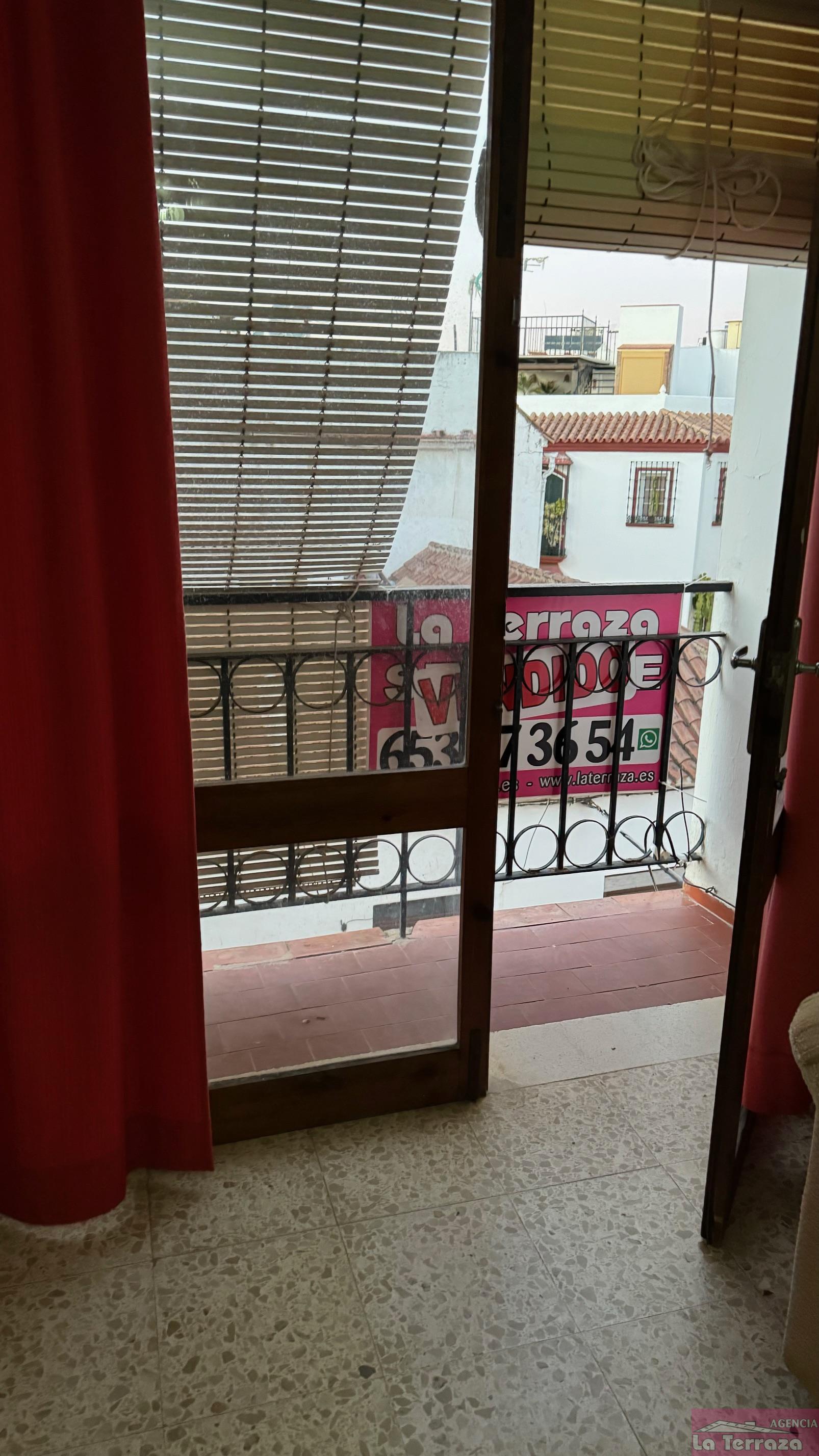 Venta de piso en Estepona