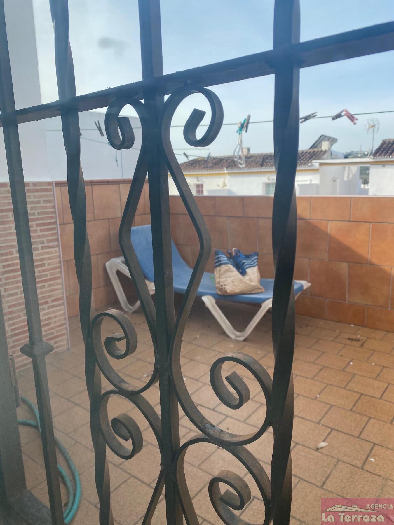 For sale of house in Estepona