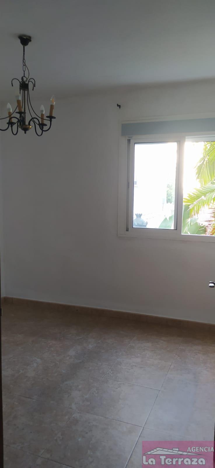 For sale of flat in Estepona