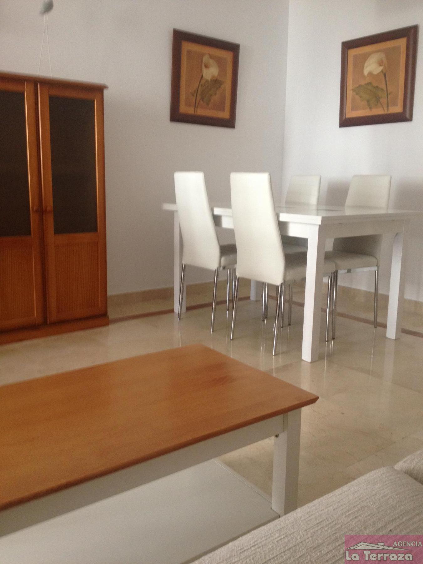 Til salg fra etage i San Luis de Sabinillas