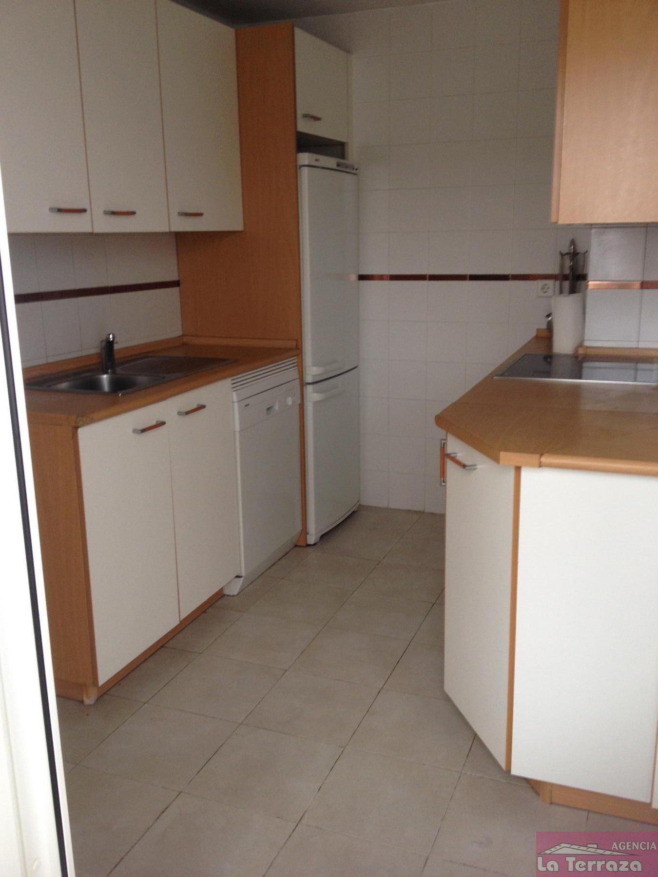 Til salg fra etage i San Luis de Sabinillas