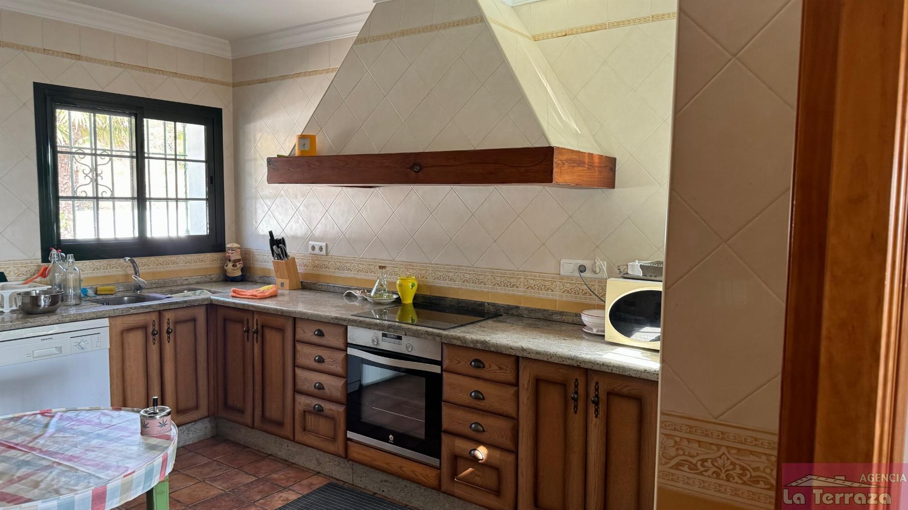 Venda de casa a Estepona
