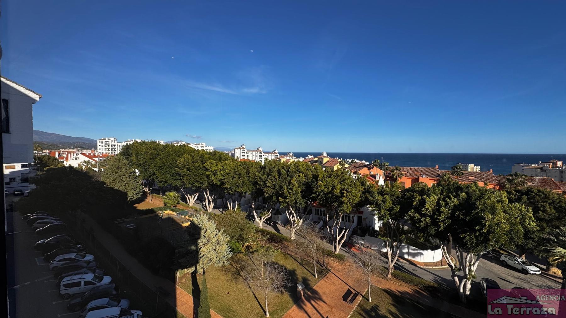 Zu verkaufen von wohnung in
 Estepona