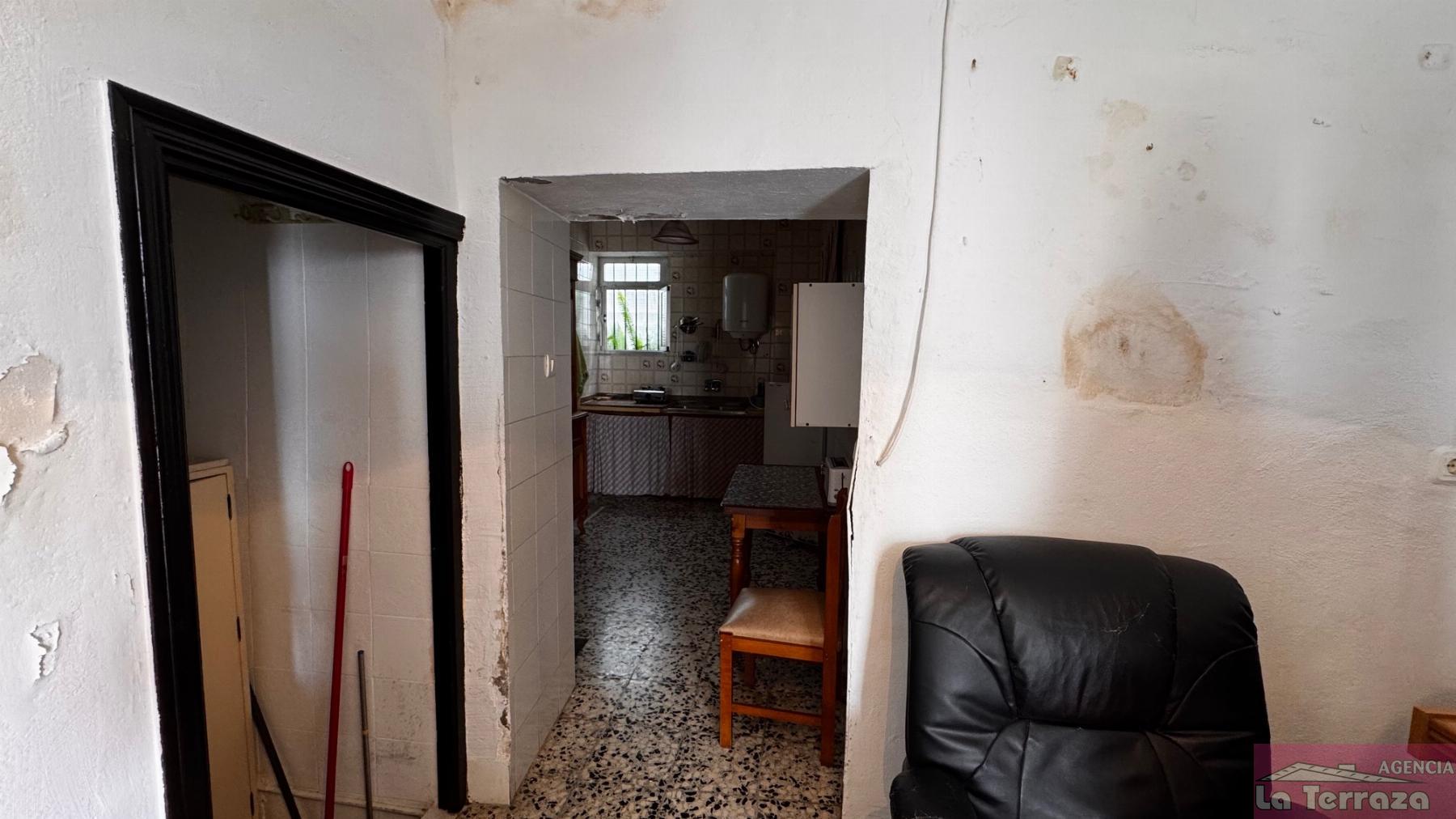 Продажа от

 Домa на Estepona
