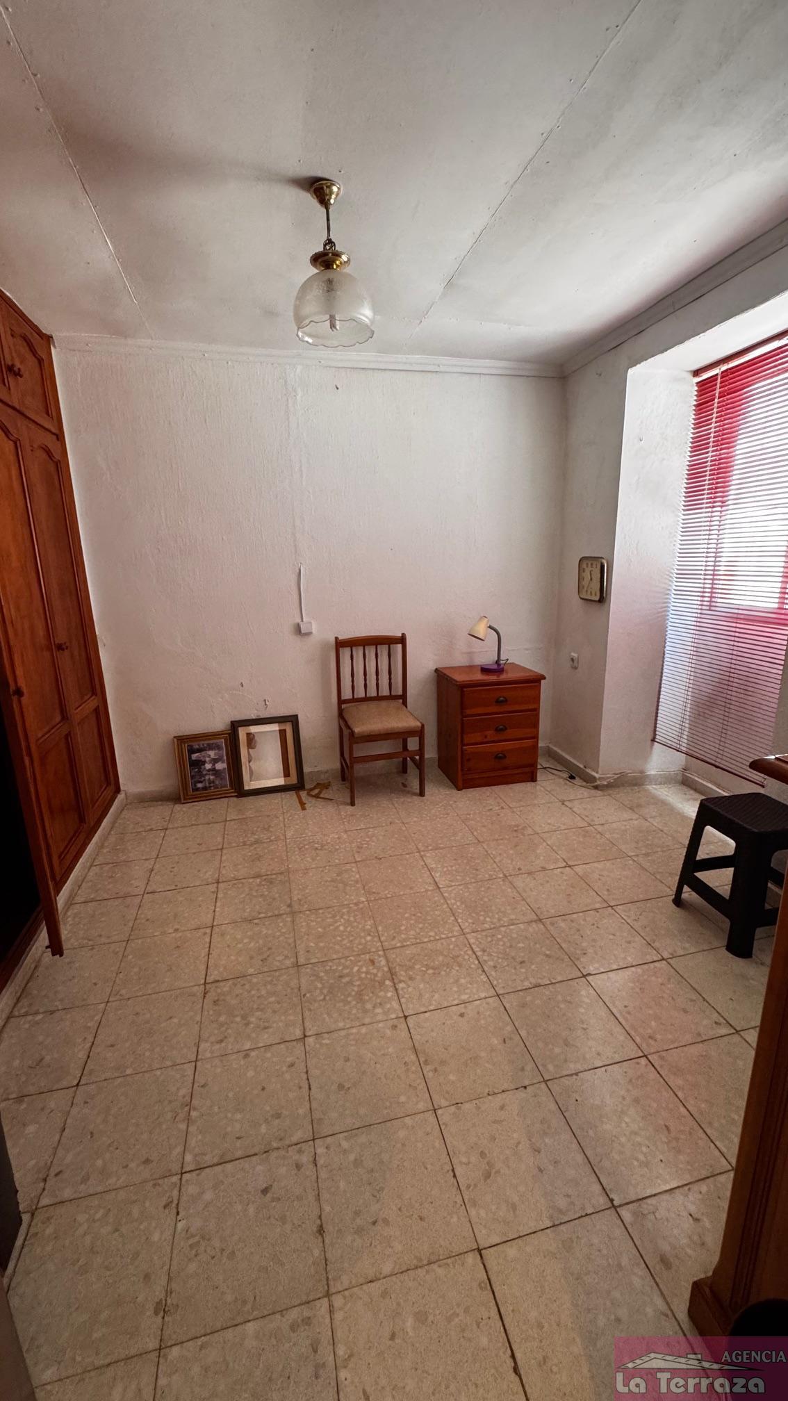 Продажа от

 Домa на Estepona