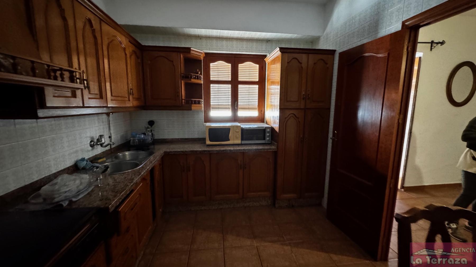 Продажа от

 Домa на Estepona